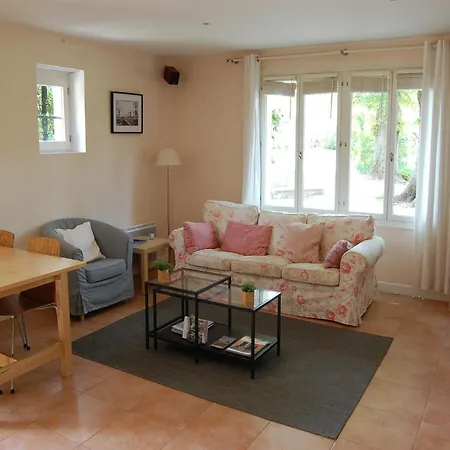 Holiday home Lovely In Valr As With Swimming Pool Valreas